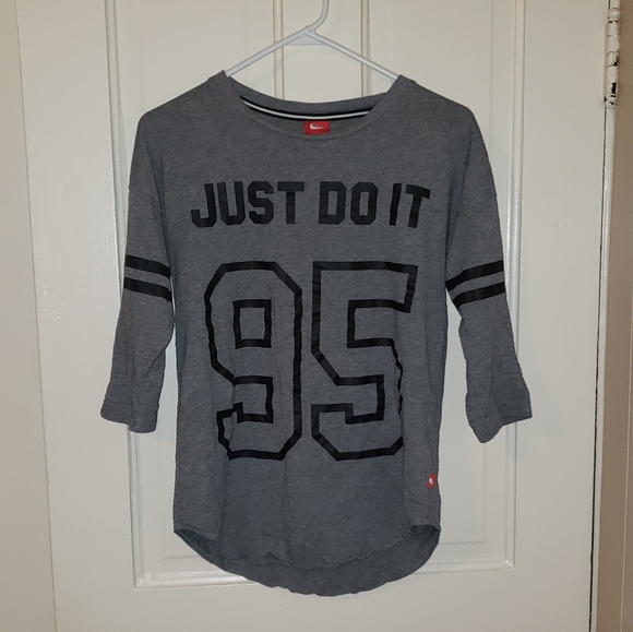 Nike Tops - Nike 3/4 Sleeve Just Do It Tshirt